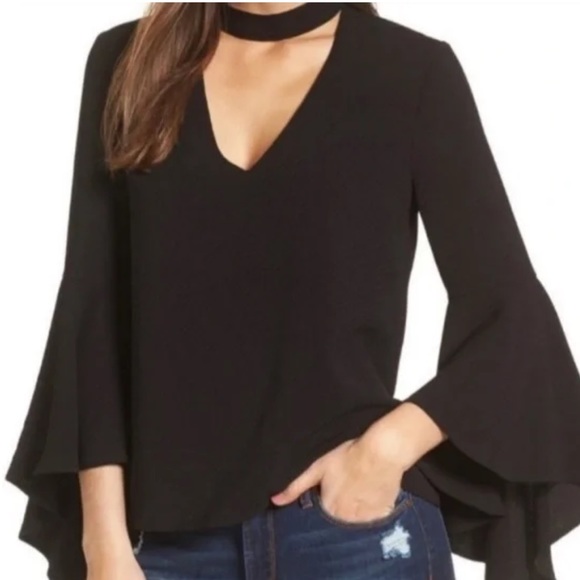 Moa Moa Tops - NWT’s Moa Moa Choker blouse